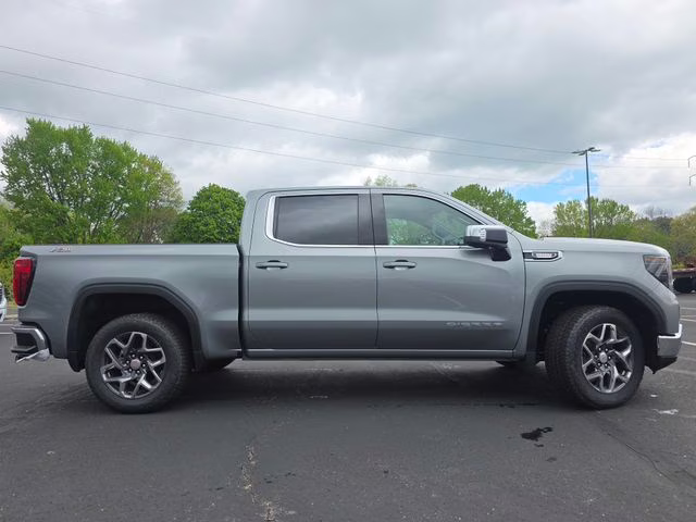 2026 Sterling Metallic GMC Sierra 1500 SLE 4X4 Truck