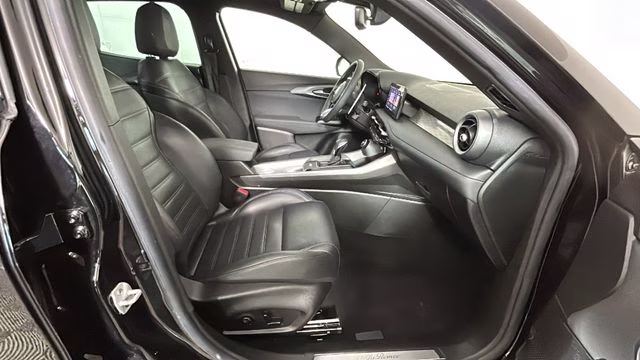 2024 Alfa Black Alfa Romeo Tonale Veloce AWD SUV