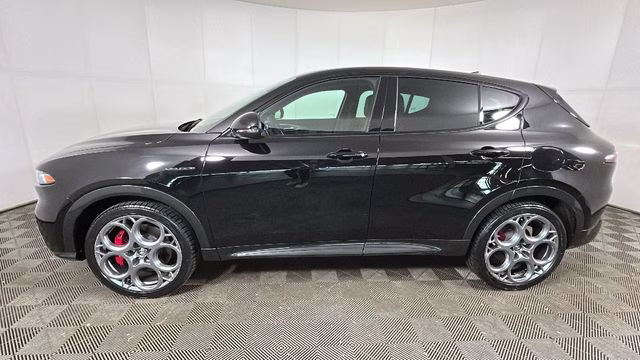 2024 Alfa Black Alfa Romeo Tonale Veloce AWD SUV