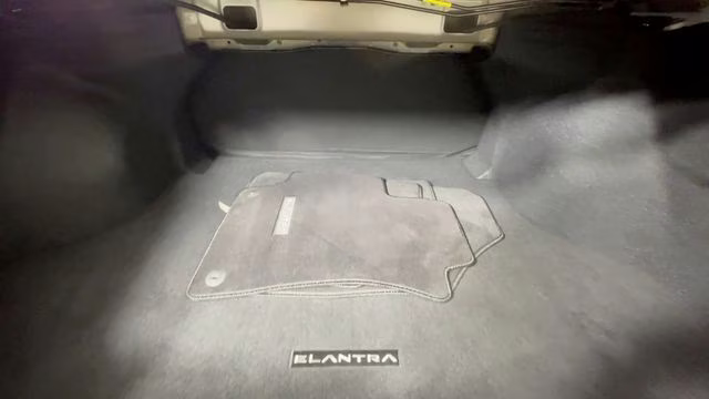 2023 Onyx Black Hyundai Elantra SE FWD Sedan
