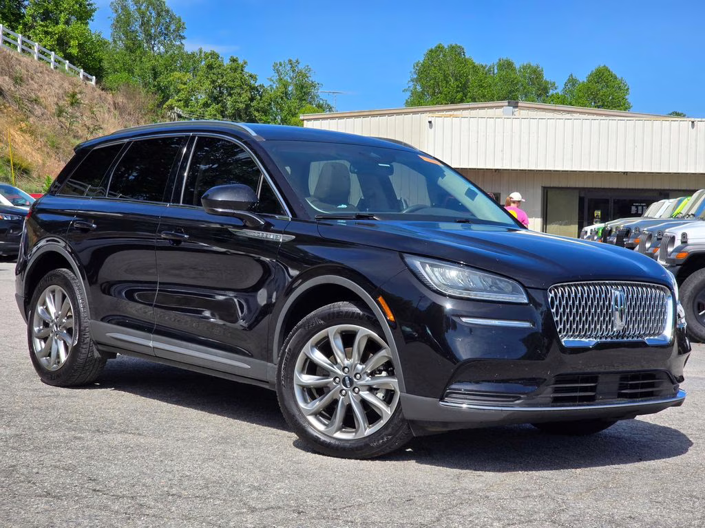 2022 Black Metallic Lincoln Corsair Standard FWD SUV