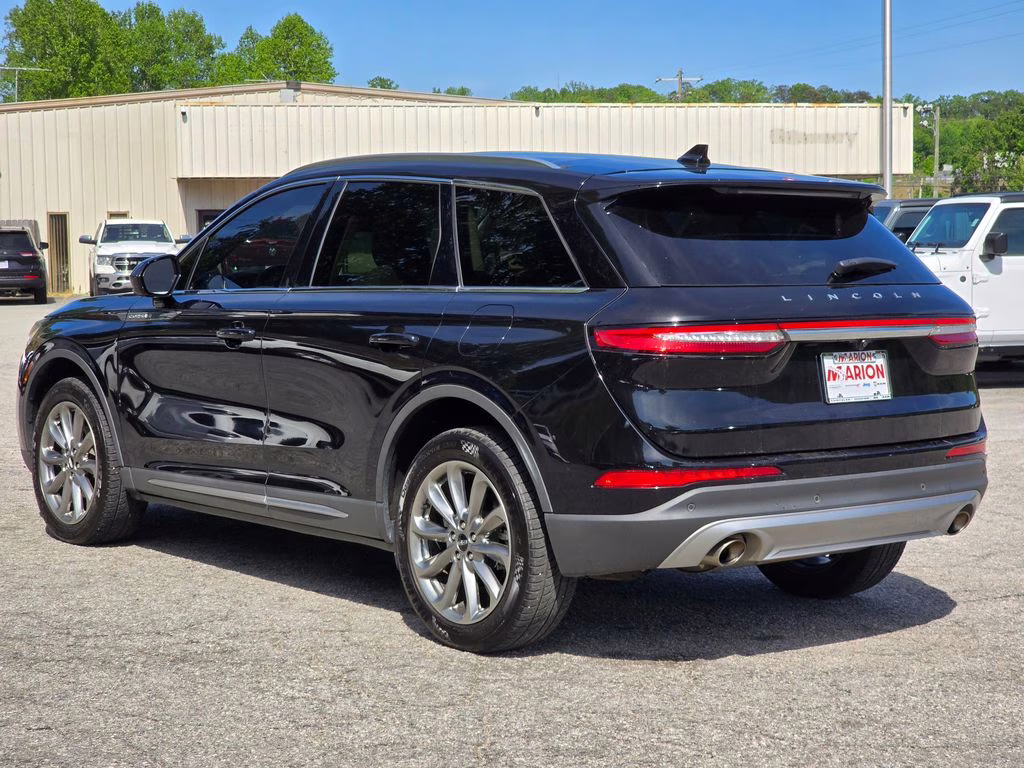 2022 Black Metallic Lincoln Corsair Standard FWD SUV