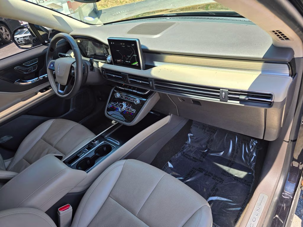2022 Black Metallic Lincoln Corsair Standard FWD SUV