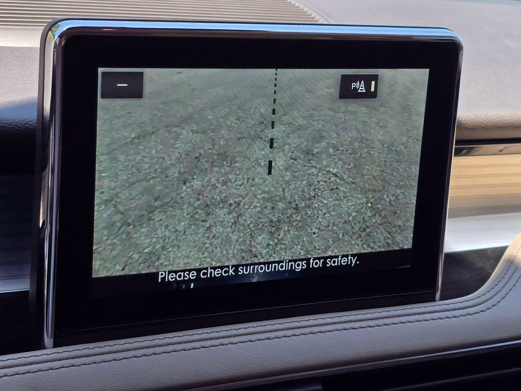 2022 Black Metallic Lincoln Corsair Standard FWD SUV