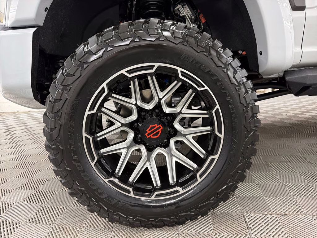 2026 AVALANCHE Ford Super Duty F-250 SRW Lariat Harley Davidson 4X4 Truck
