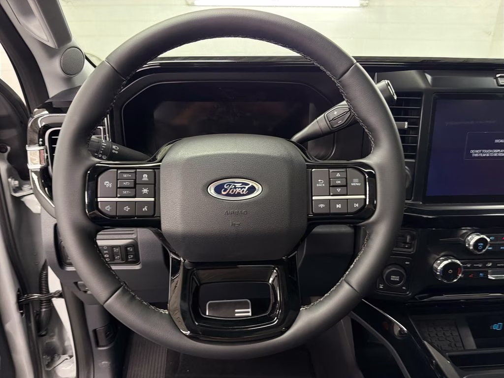 2026 AVALANCHE Ford Super Duty F-250 SRW Lariat Harley Davidson 4X4 Truck
