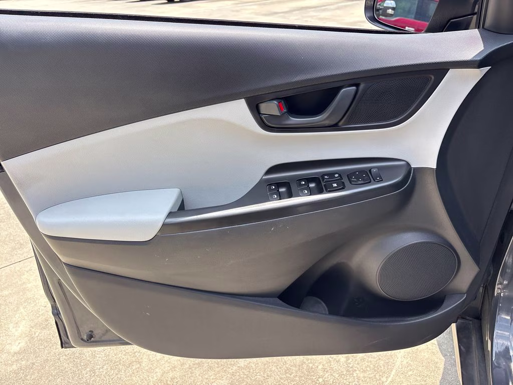 2023 Ecotronic Gray Hyundai Kona SE AWD SUV