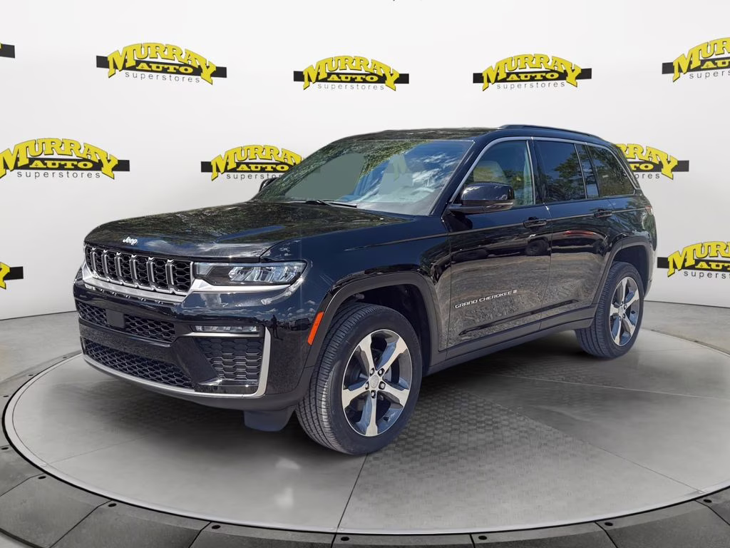 2026 Diamond Black Crystal Pearlcoat Jeep Grand Cherokee Limited 4X4 SUV