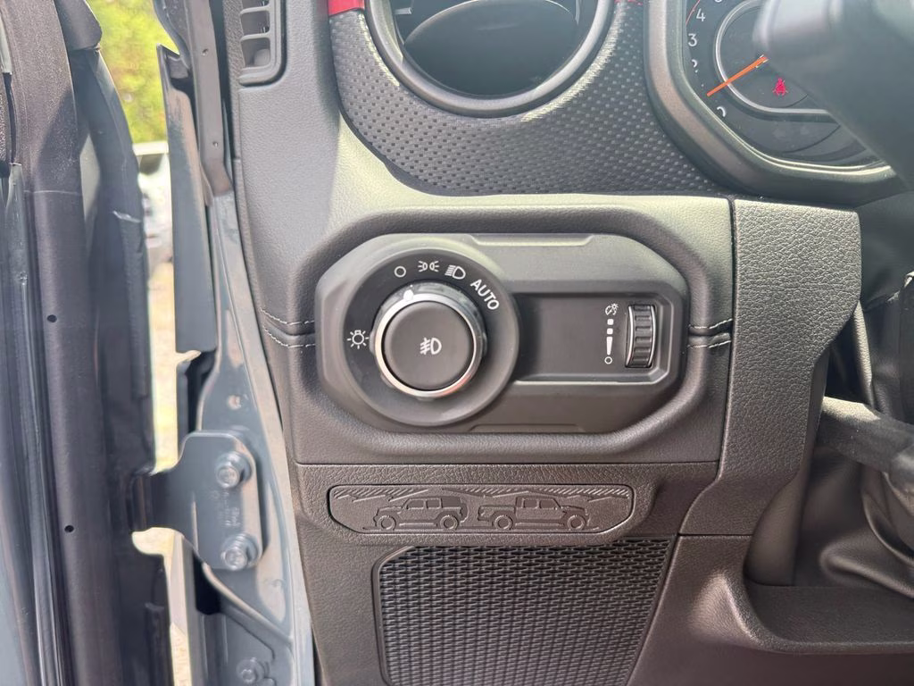2026 Anvil Clear Coat Jeep Wrangler Rubicon X 4X4 SUV
