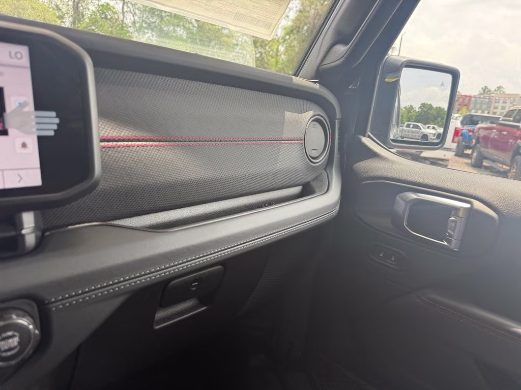 2026 Anvil Clear Coat Jeep Wrangler Rubicon X 4X4 SUV