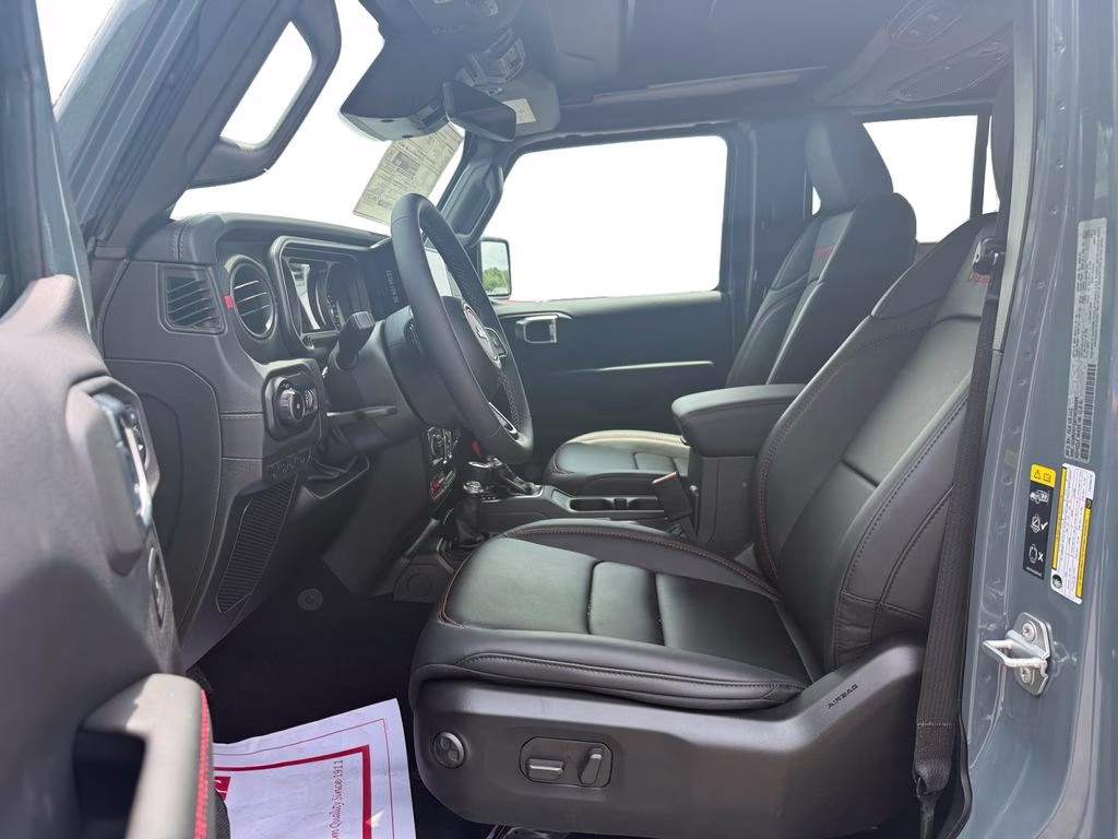 2026 Anvil Clear Coat Jeep Wrangler Rubicon X 4X4 SUV