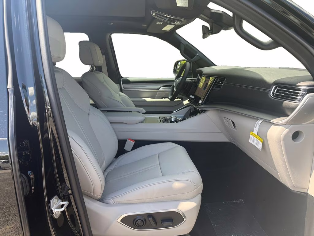 2026 High Gloss Black Jeep Grand Wagoneer RWD SUV