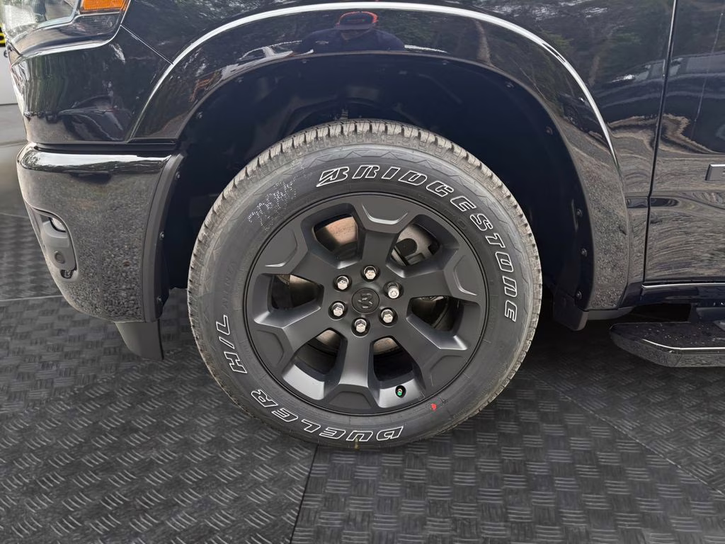 2026 Diamond Black Crystal Pearlcoat Ram 1500 Big Horn/Lone Star RWD Truck