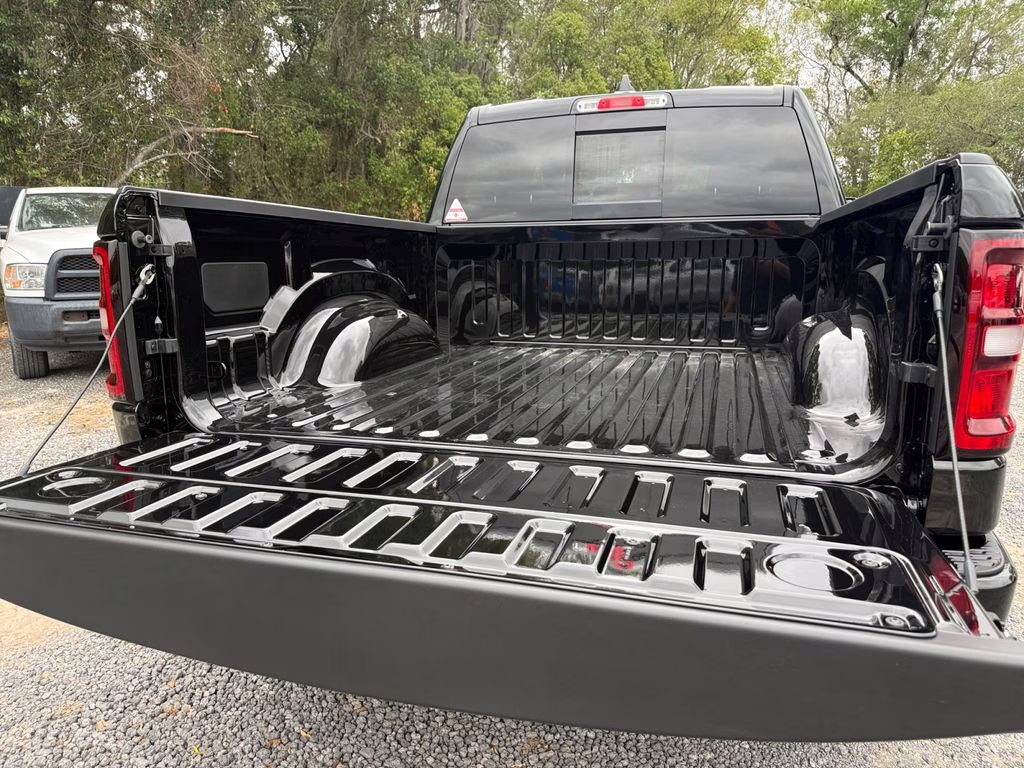 2026 Diamond Black Crystal Pearlcoat Ram 1500 Big Horn/Lone Star RWD Truck