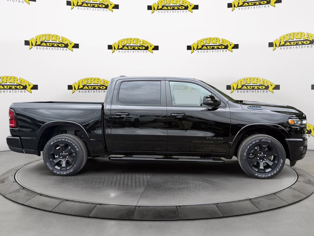 2026 Diamond Black Crystal Pearlcoat Ram 1500 Big Horn/Lone Star RWD Truck