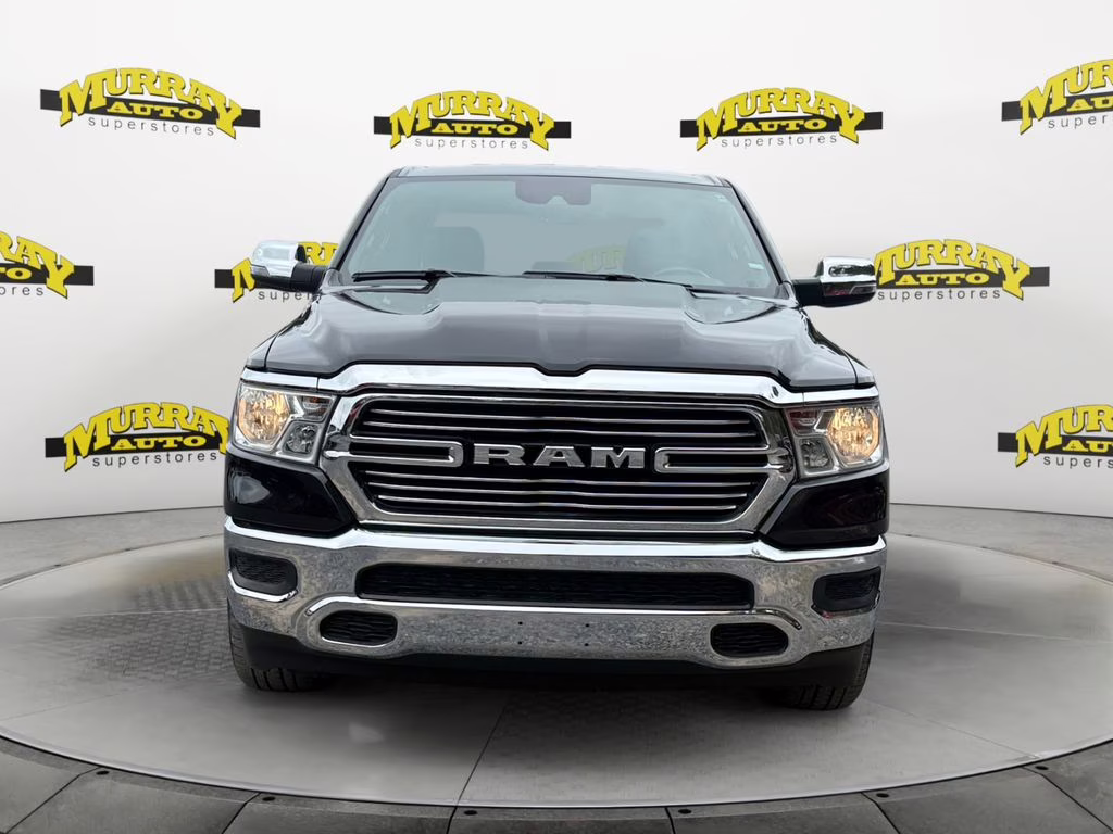 2024 Diamond Black Crystal Pearlcoat Ram 1500 Laramie RWD Truck