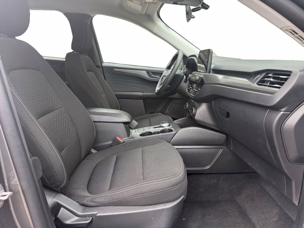 2025 Gray Metallic Ford Escape Active FWD SUV