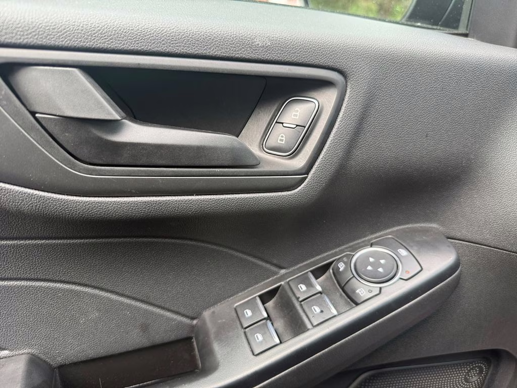 2025 Gray Metallic Ford Escape Active FWD SUV