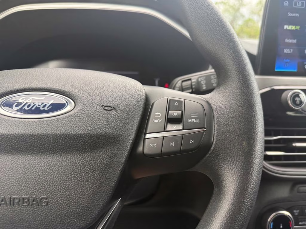 2025 Gray Metallic Ford Escape Active FWD SUV