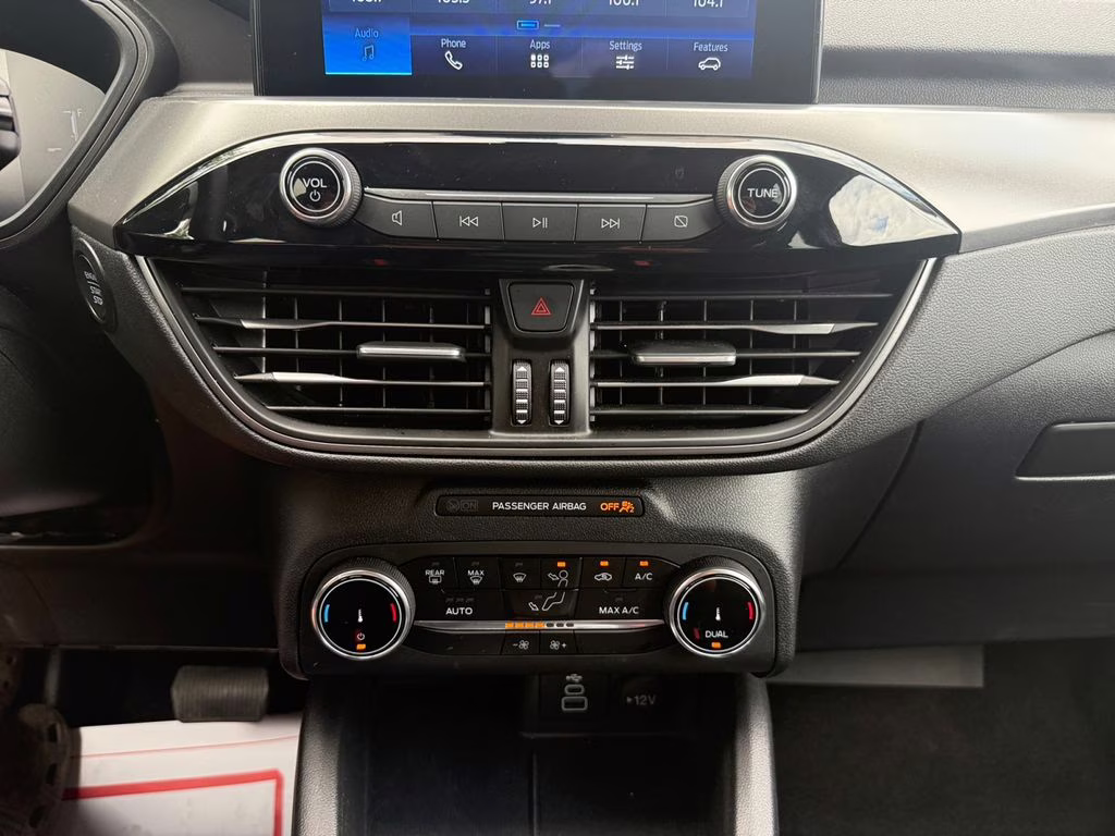 2025 Gray Metallic Ford Escape Active FWD SUV