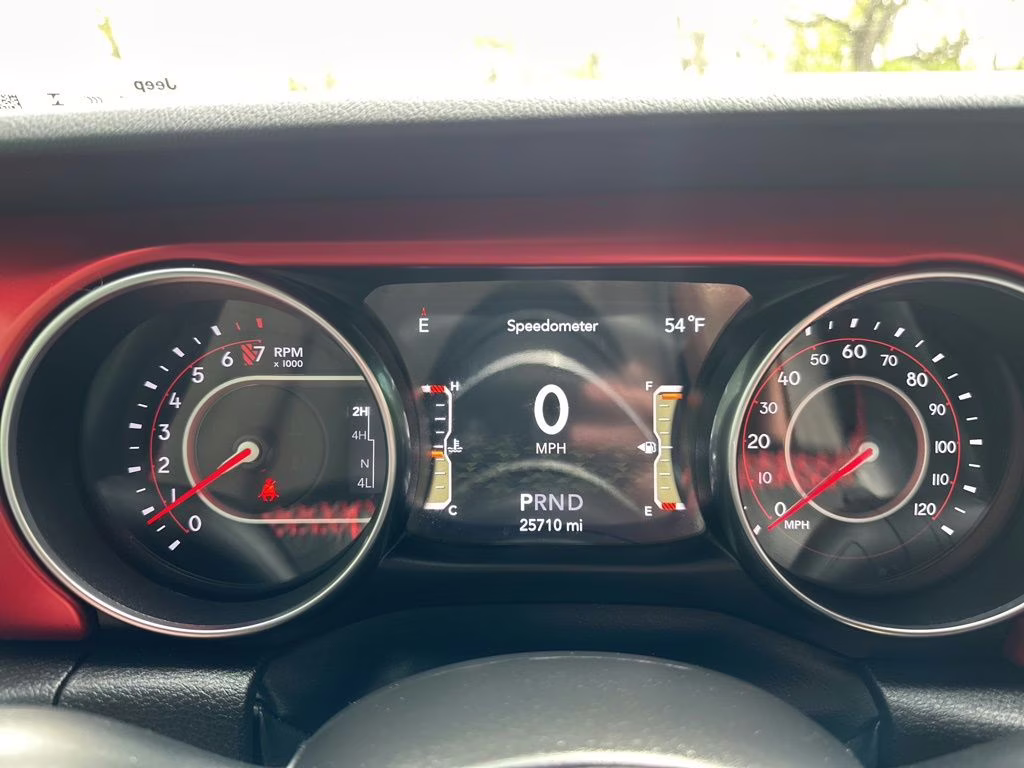 2022 Bright White Clearcoat Jeep Wrangler Unlimited Rubicon 4X4 SUV