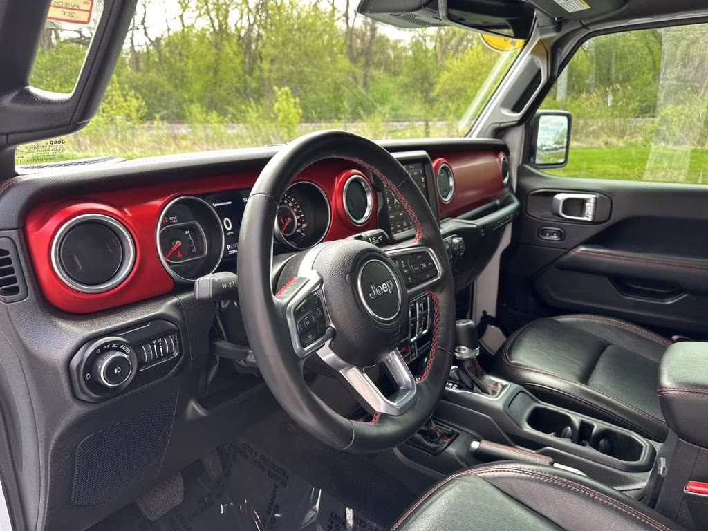 2022 Bright White Clearcoat Jeep Wrangler Unlimited Rubicon 4X4 SUV