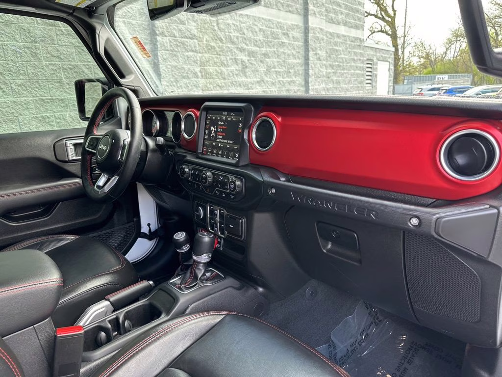 2022 Bright White Clearcoat Jeep Wrangler Unlimited Rubicon 4X4 SUV