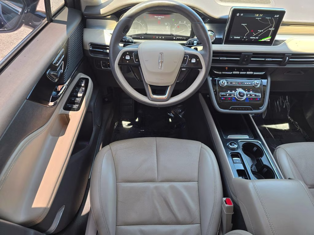 2022 Black Metallic Lincoln Corsair Standard FWD SUV