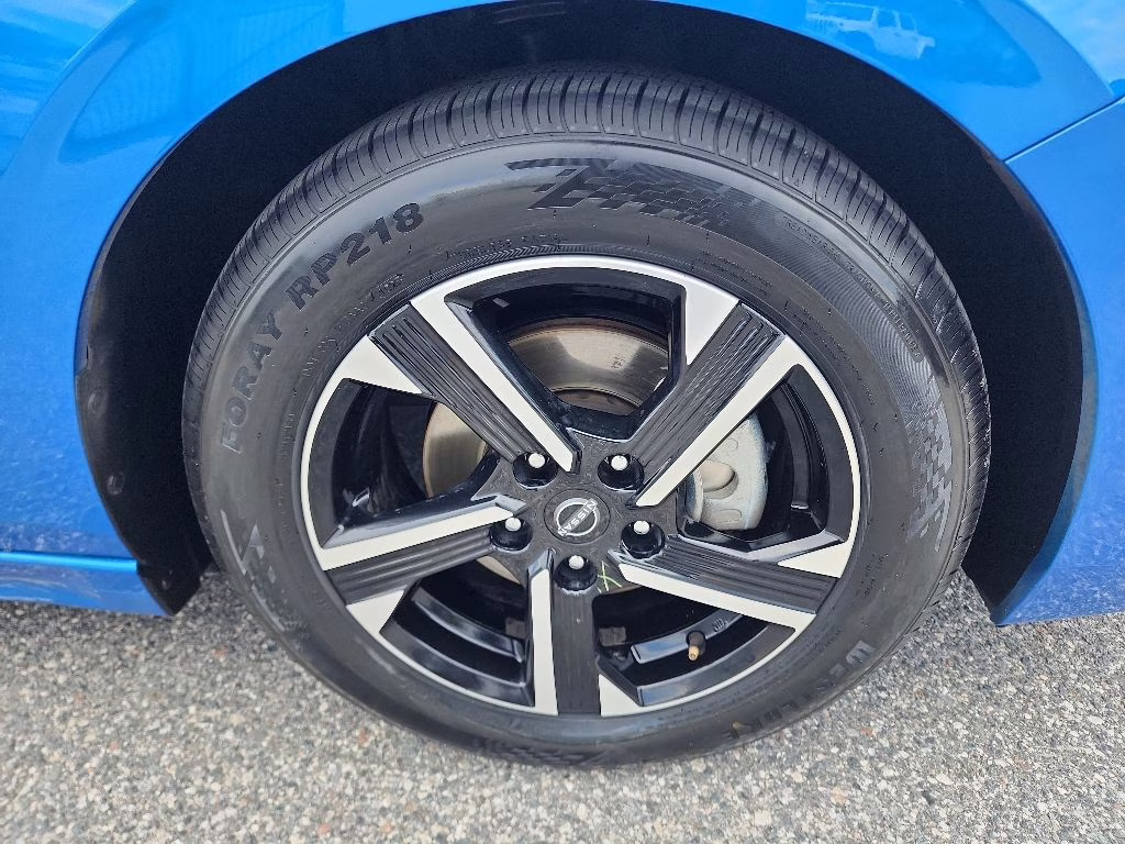 2024 Black Nissan Sentra SV FWD Sedan