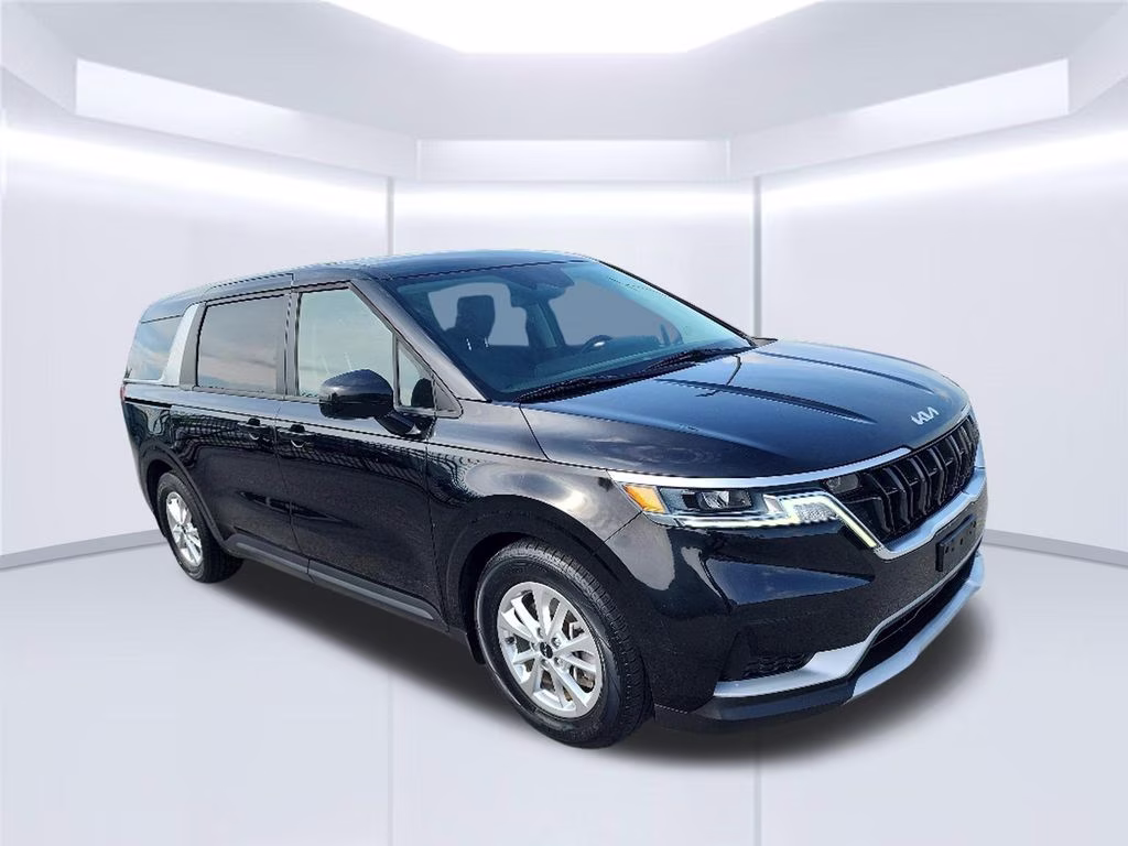 2022 Black Kia Carnival LX FWD Van