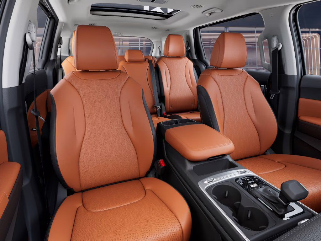 2026 Aurora Black Kia Carnival SX FWD Van