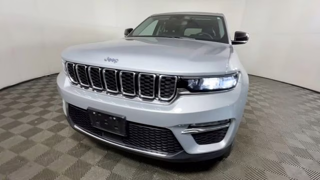 2022 Silver Zynith Jeep Grand Cherokee 4xe 4X4 SUV