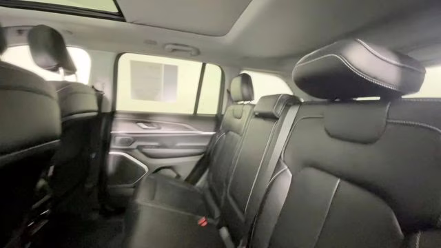 2022 Silver Zynith Jeep Grand Cherokee 4xe 4X4 SUV