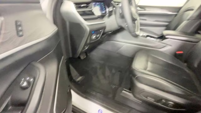 2022 Silver Zynith Jeep Grand Cherokee 4xe 4X4 SUV