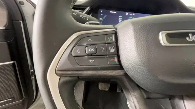 2022 Silver Zynith Jeep Grand Cherokee 4xe 4X4 SUV