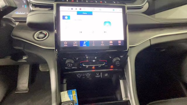 2022 Silver Zynith Jeep Grand Cherokee 4xe 4X4 SUV