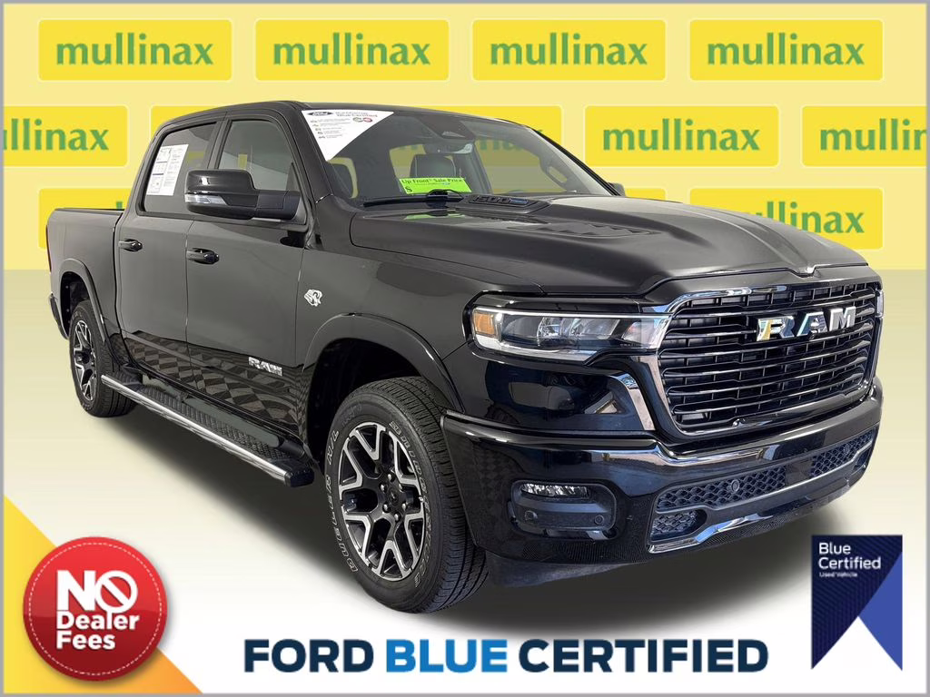 2026 Diamond Black Crystal Pearlcoat Ram 1500 Laramie 4X4 Truck