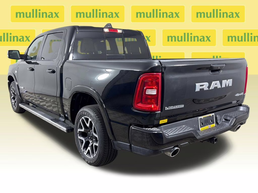2026 Diamond Black Crystal Pearlcoat Ram 1500 Laramie 4X4 Truck
