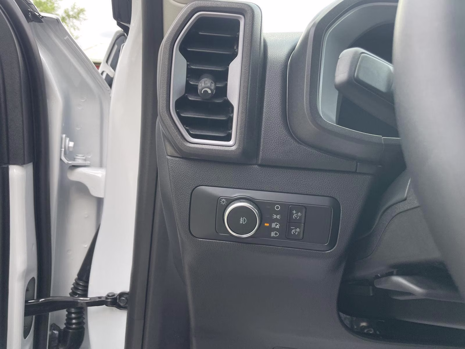 2026 Oxford White Ford Bronco Sport Badlands 4X4 SUV