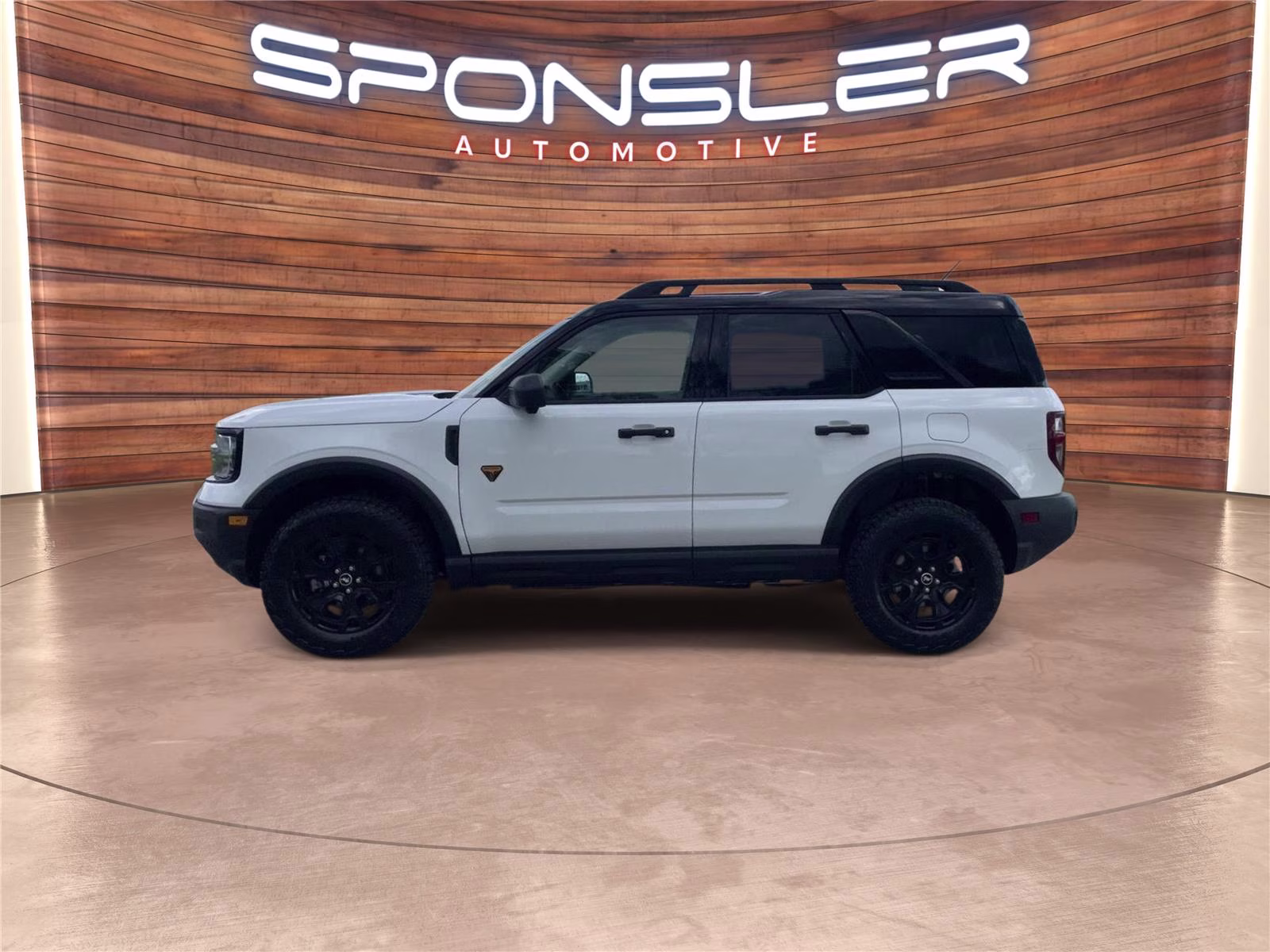 2026 Oxford White Ford Bronco Sport Badlands 4X4 SUV