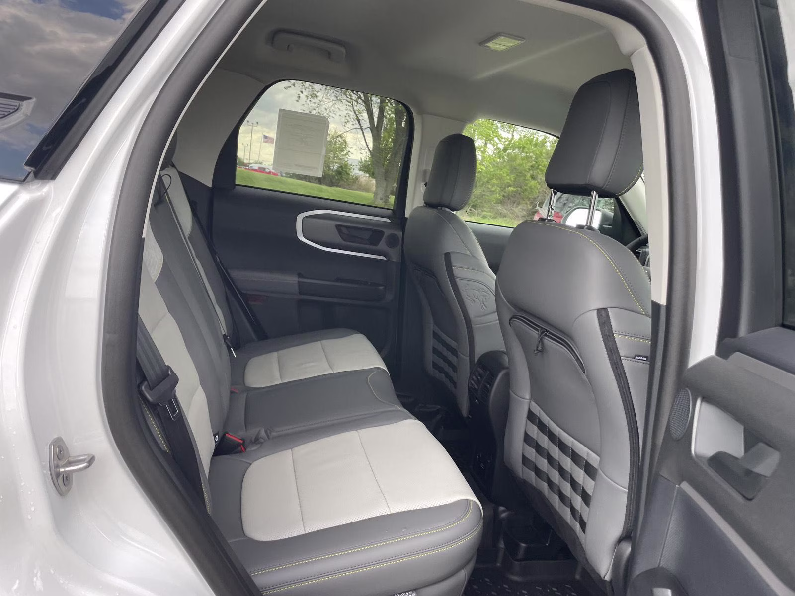 2026 Oxford White Ford Bronco Sport Badlands 4X4 SUV