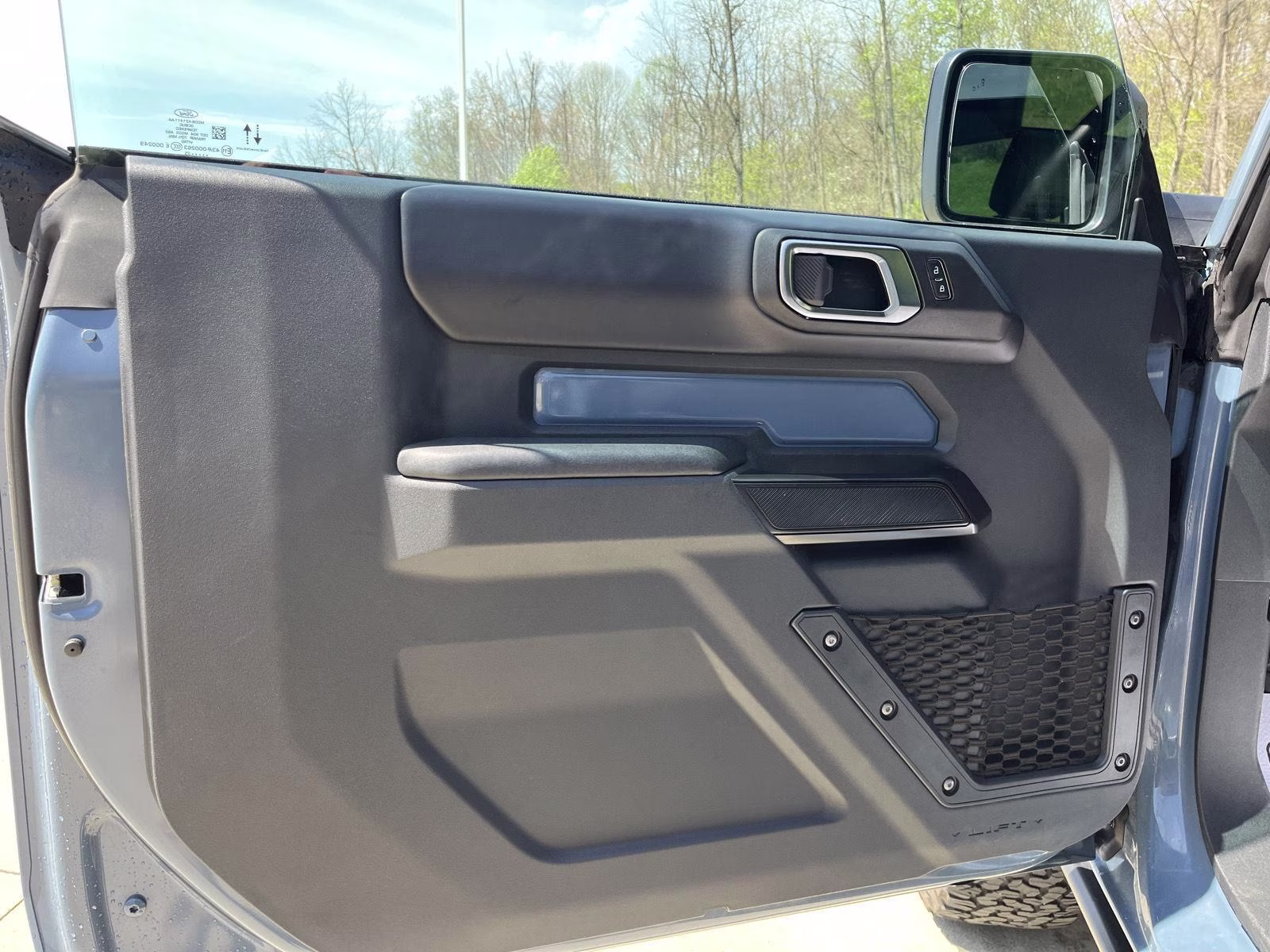 2025 Azure Gray Metallic Tri-Coat Ford Bronco Badlands 4X4 SUV