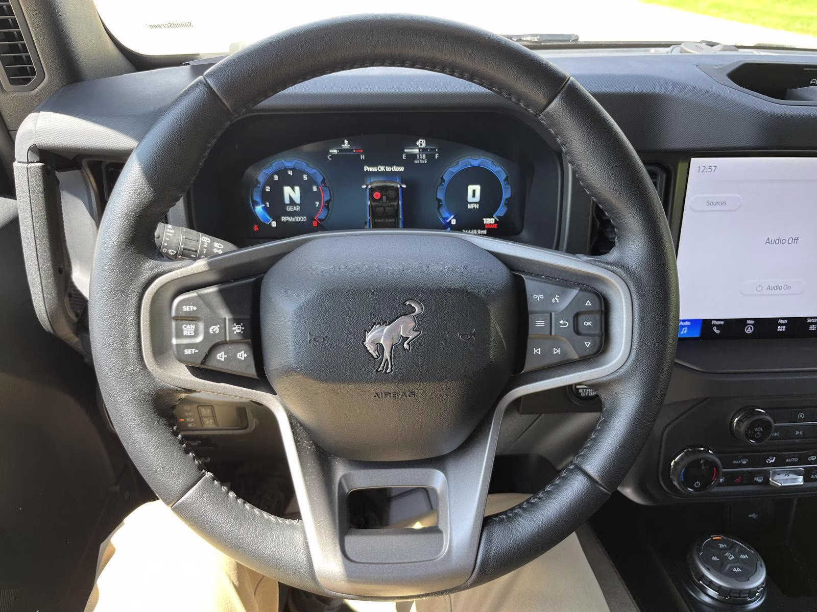 2025 Azure Gray Metallic Tri-Coat Ford Bronco Badlands 4X4 SUV