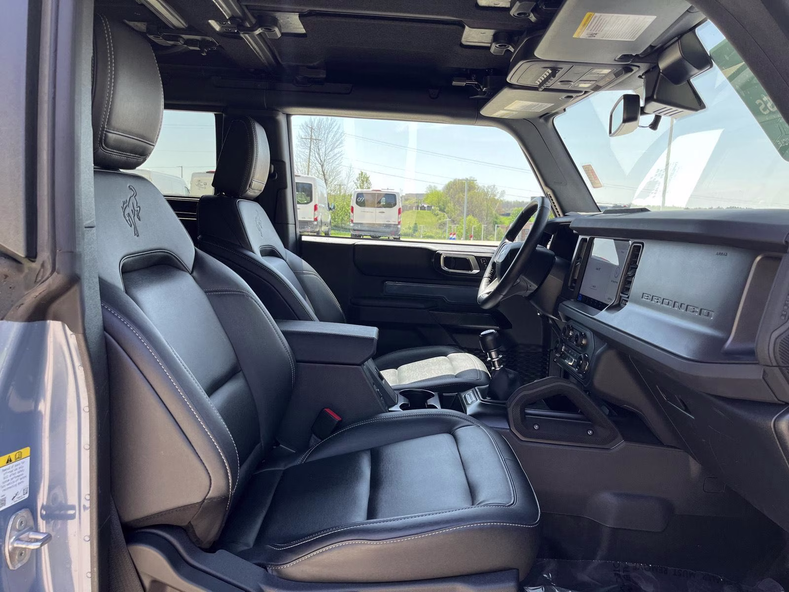 2025 Azure Gray Metallic Tri-Coat Ford Bronco Badlands 4X4 SUV
