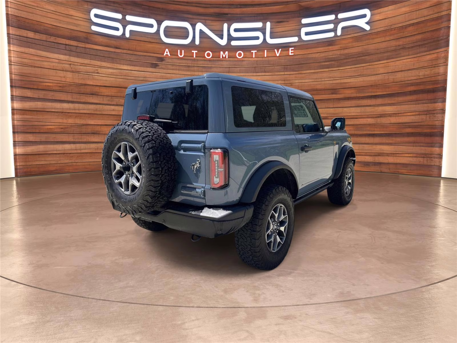 2025 Azure Gray Metallic Tri-Coat Ford Bronco Badlands 4X4 SUV