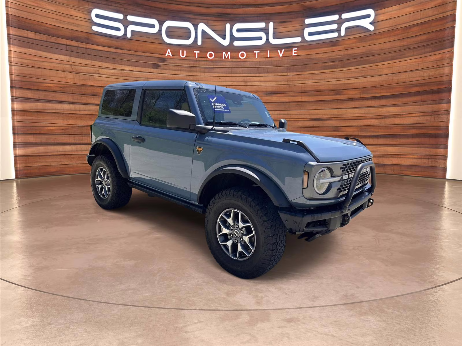 2025 Azure Gray Metallic Tri-Coat Ford Bronco Badlands 4X4 SUV