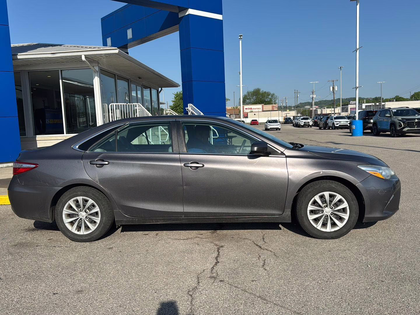 2017 Predawn Gray Mica Toyota Camry LE FWD Sedan