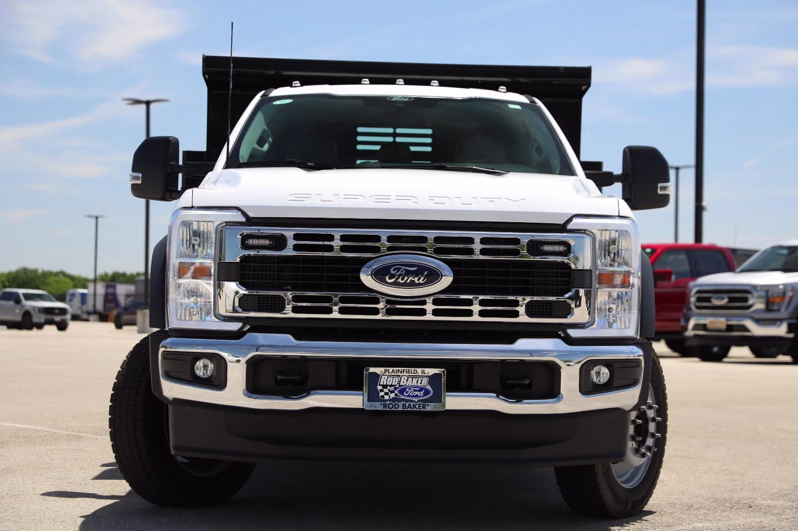 2026 Oxford White Ford Super Duty F-450 DRW XL 4X4 Truck