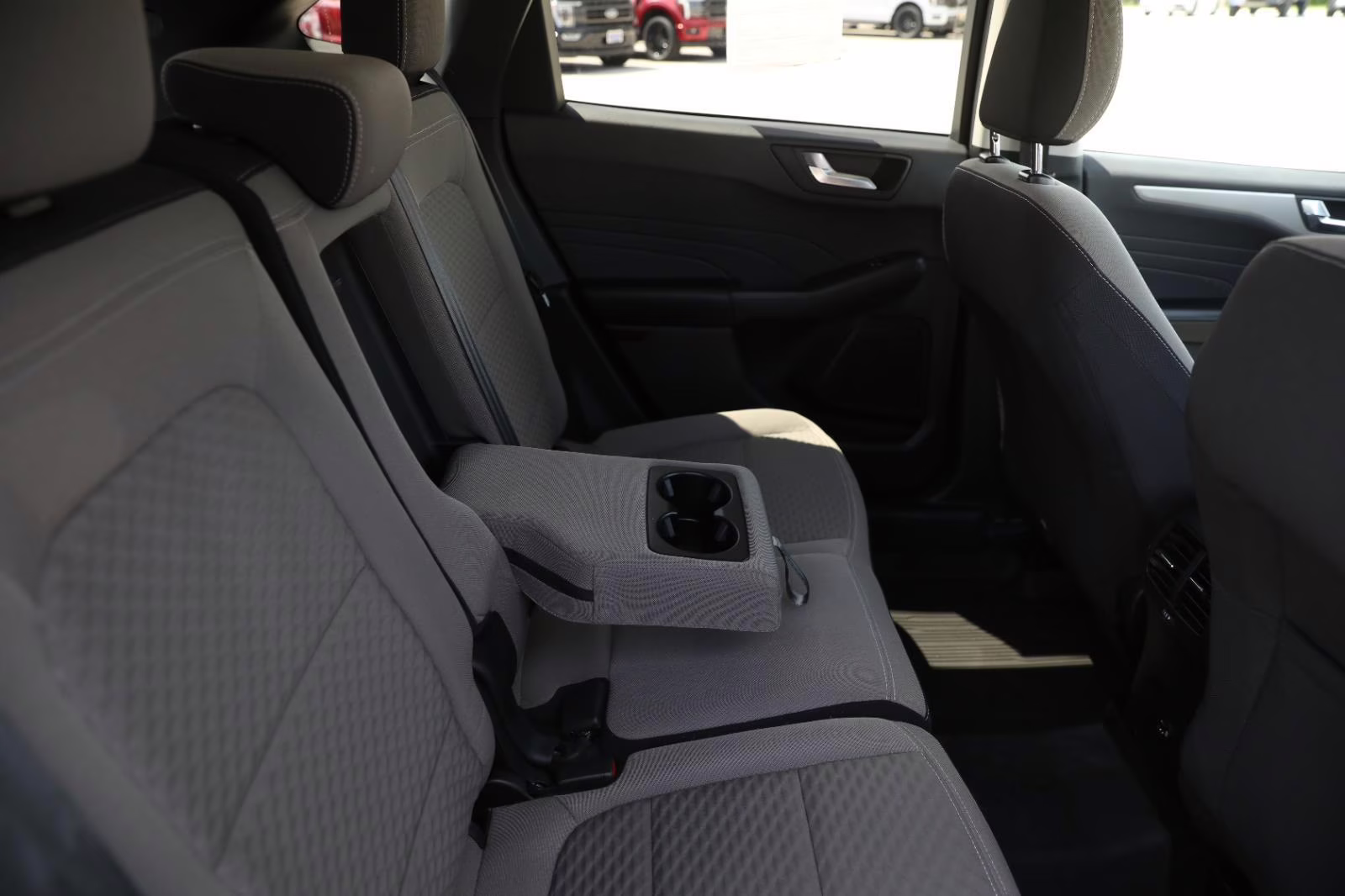 2021 Agate Black Metallic Ford Escape SE AWD SUV