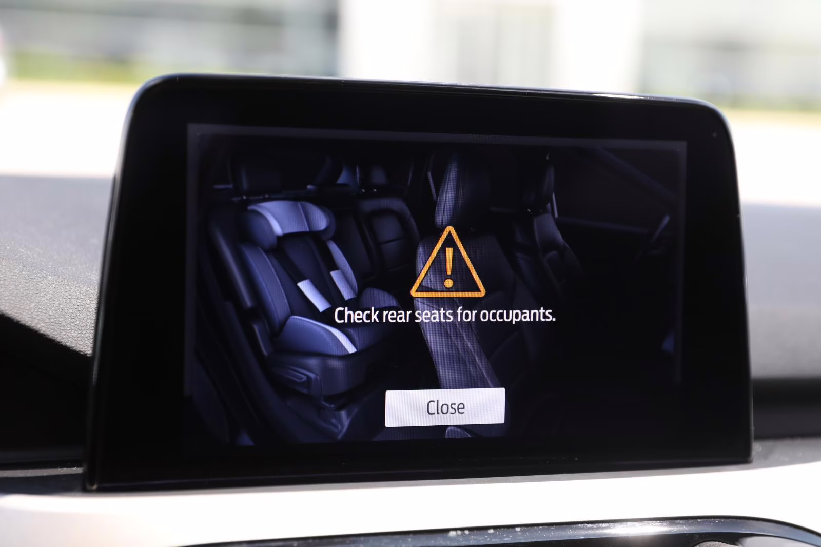 2021 Agate Black Metallic Ford Escape SE AWD SUV